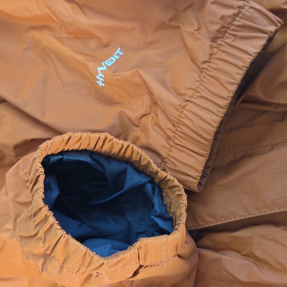 The North Face Mesh Detail Hyvent Rain Jacket - Picture 11 of 17